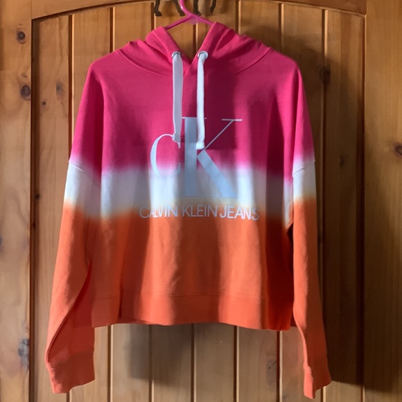 Calvin Klein top - Picture 2 of 4